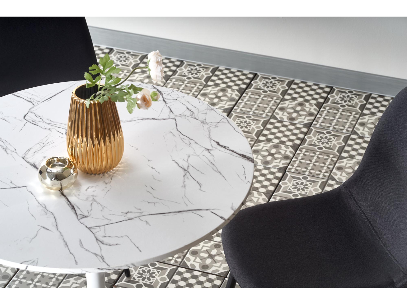 Apvalus stalas DENVER 1 Apvalus stalas DENVER 1