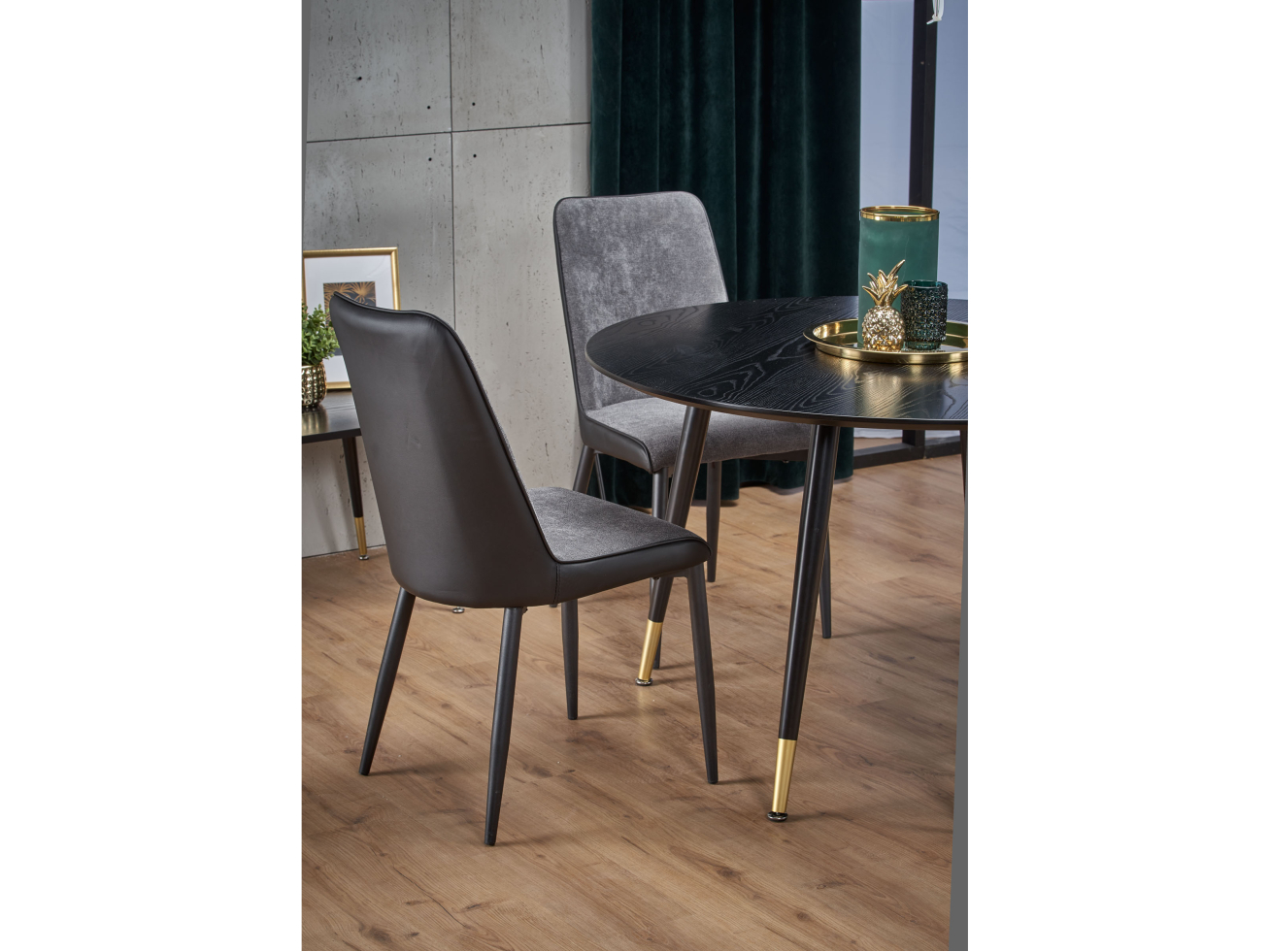 Apvalus stalas EMBOS 2