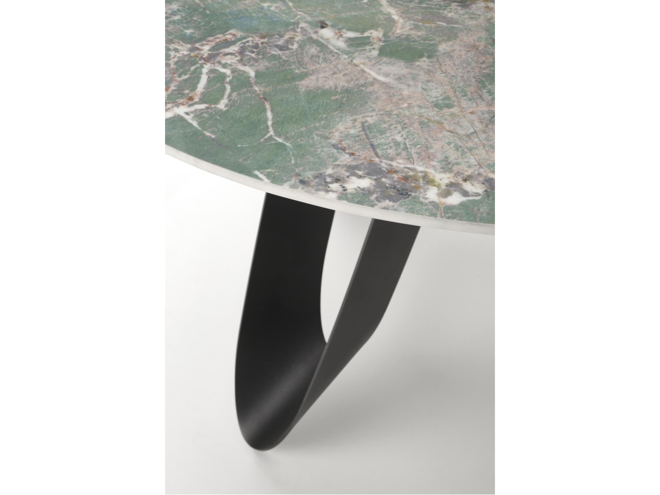 Apvalus stalas GIOVANI 9