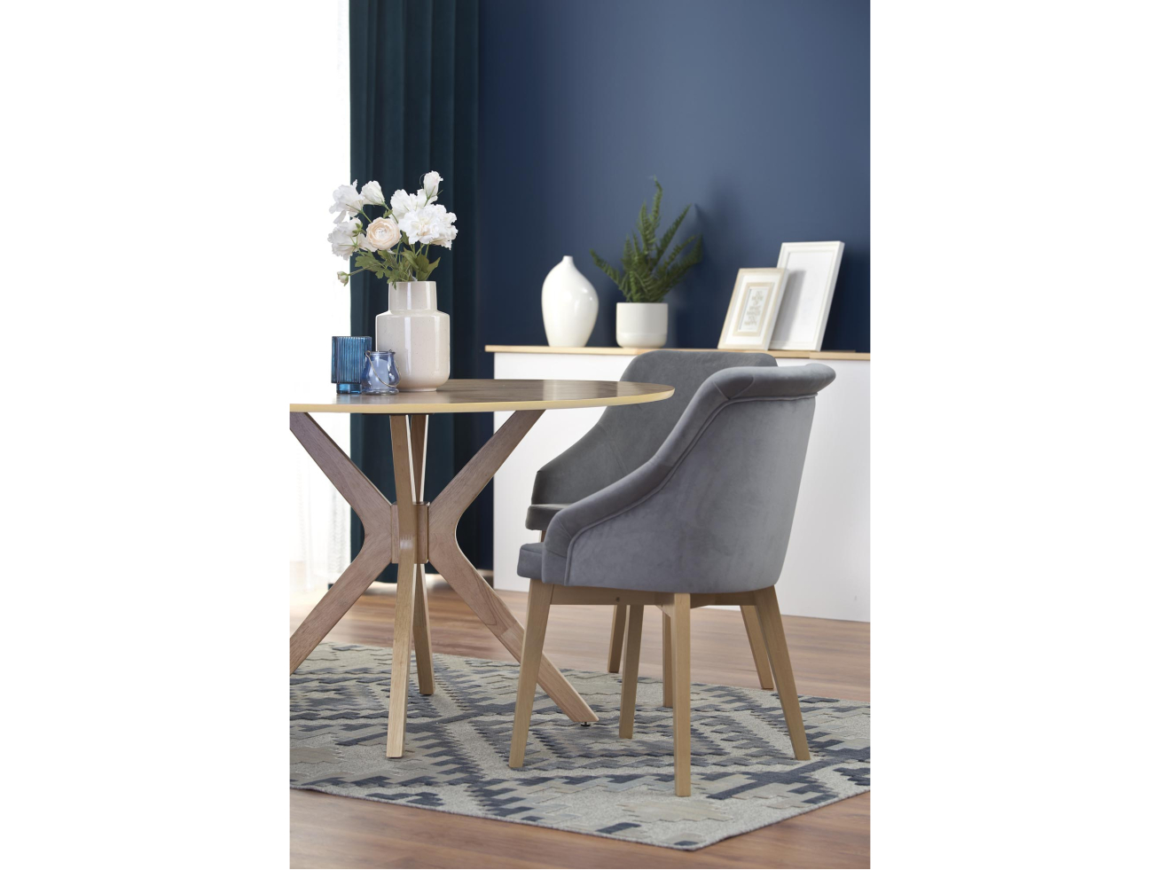 Apvalus stalas NICOLAS 2