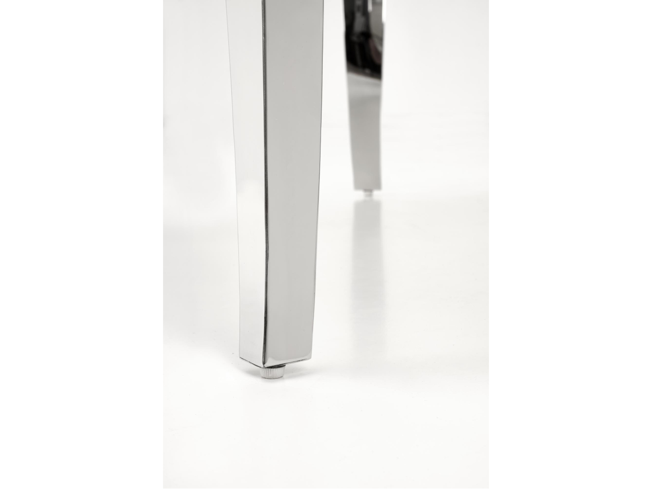 Apvalus stalas REGINALD 10 Apvalus stalas REGINALD 10