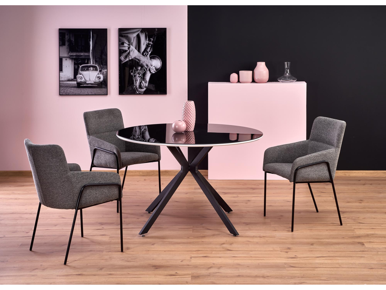 Apvalus stiklinis stalas AVELAR 1