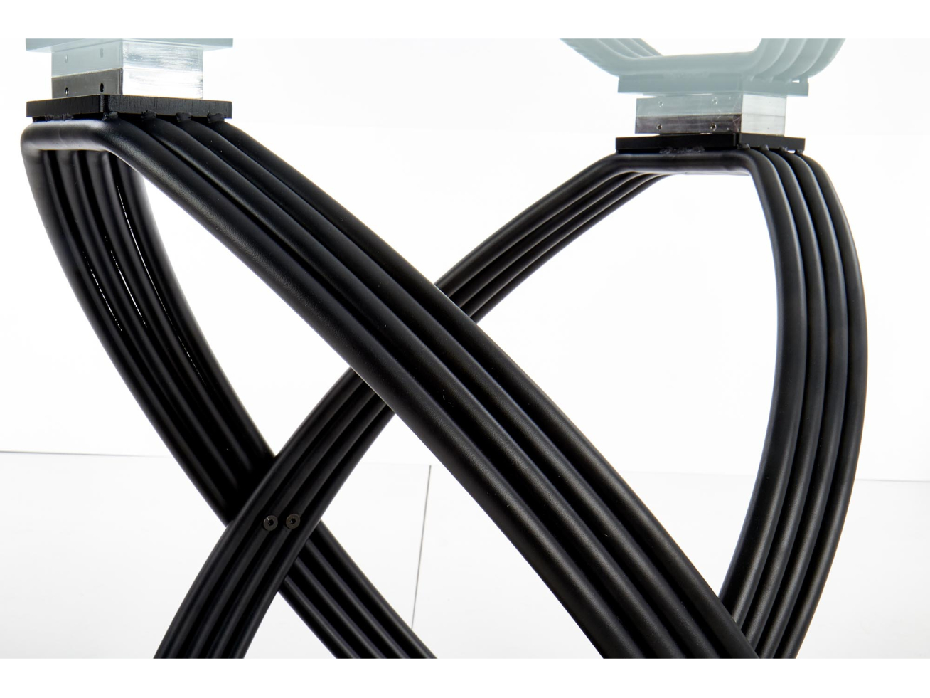 Apvalus stiklinis stalas OPTICO 9