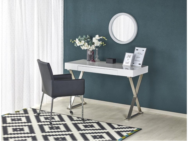 kosmetinis staliukas B-31 kosmetinis staliukas B-31