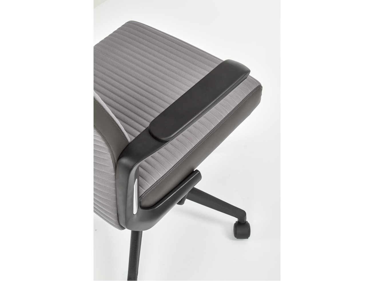 Darbo kėdė AREZZO 8