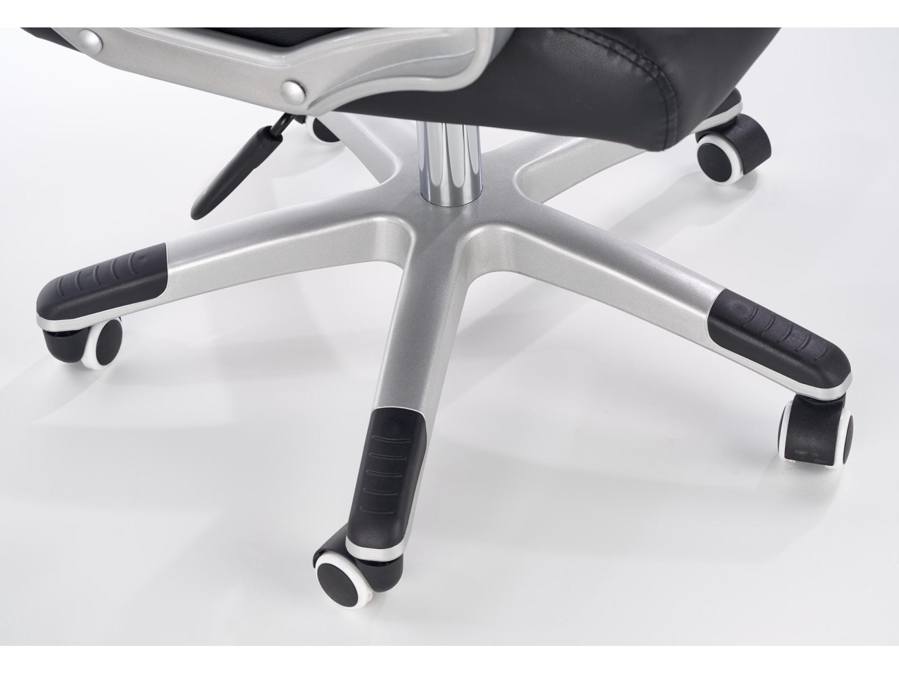 Darbo kėdė BARTON 6 Darbo kėdė BARTON 6