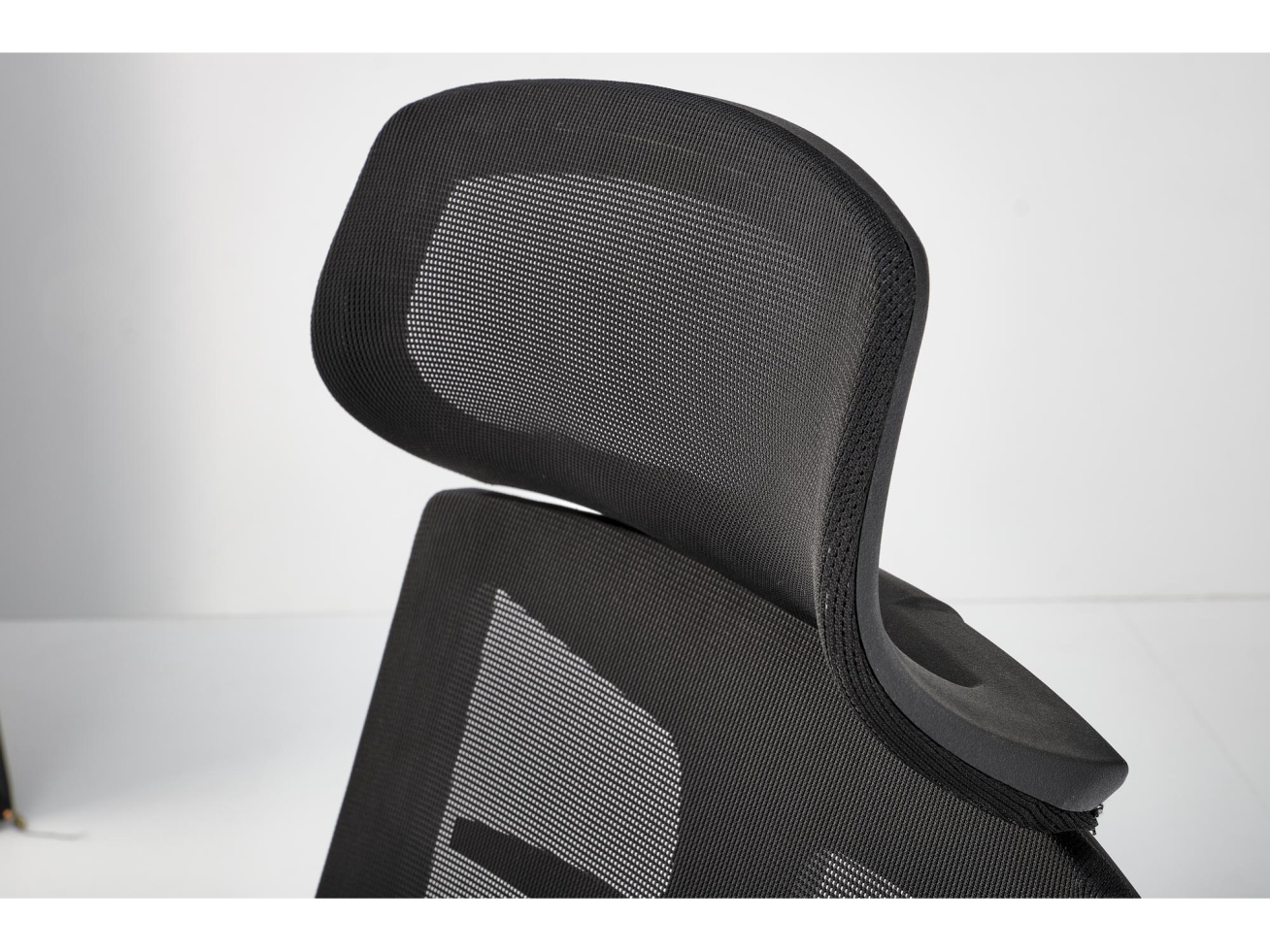 Darbo kėdė FABIO 7