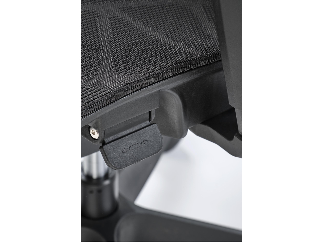 Darbo kėdė OSVALDO 7 Darbo kėdė OSVALDO 7