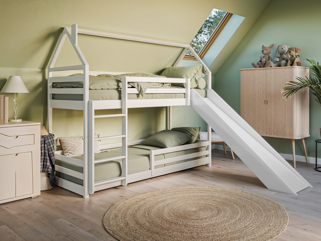 Dviaukštė vaikiška lova su čiuožykla PLAY 80x180 1 Dviaukštė vaikiška lova su čiuožykla PLAY 80x180 1