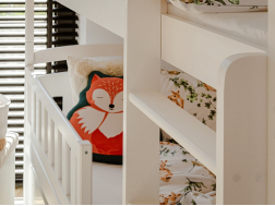 Dviaukštė vaikiška lova su stalčiais IGNAS 90x190