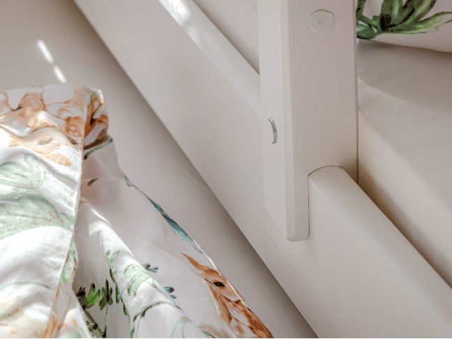 Dvigulė vaikiška lova su stalčiais SENSO 90x200 18 Dvigulė vaikiška lova su stalčiais SENSO 90x200 18