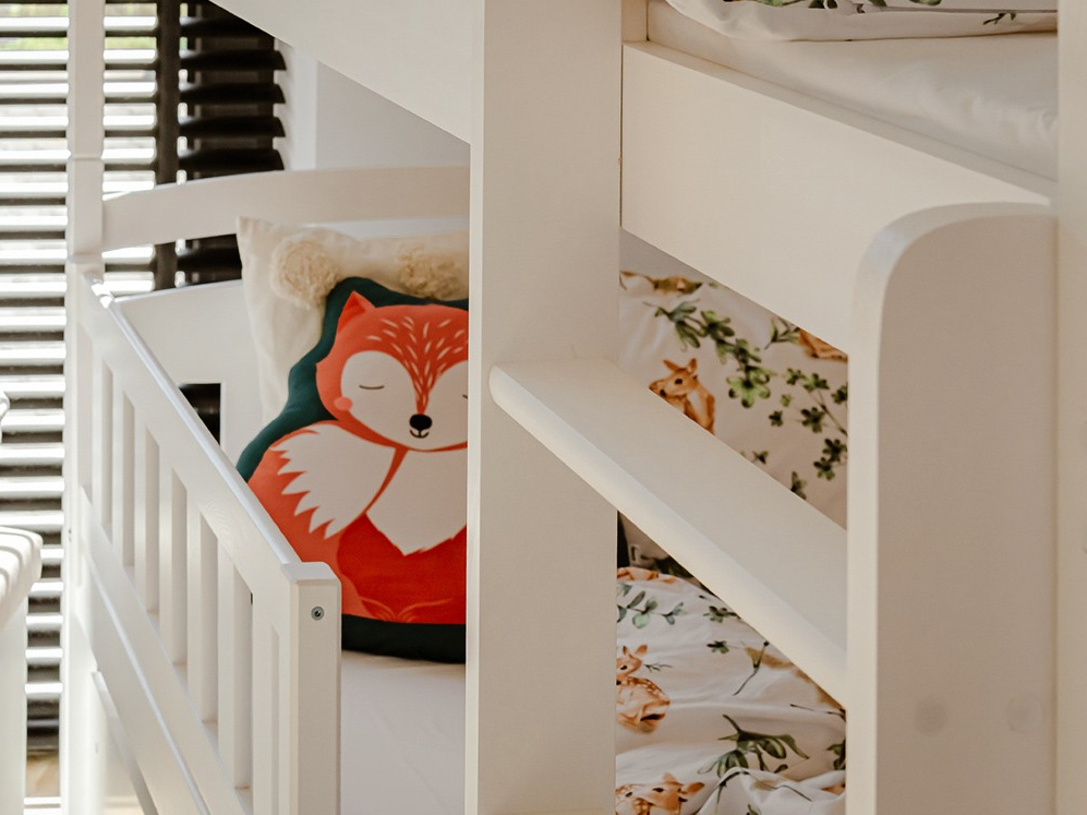 Dviaukštė vaikiška lova su stalčiais IGNAS 80x180 8 Dviaukštė vaikiška lova su stalčiais IGNAS 80x180 8