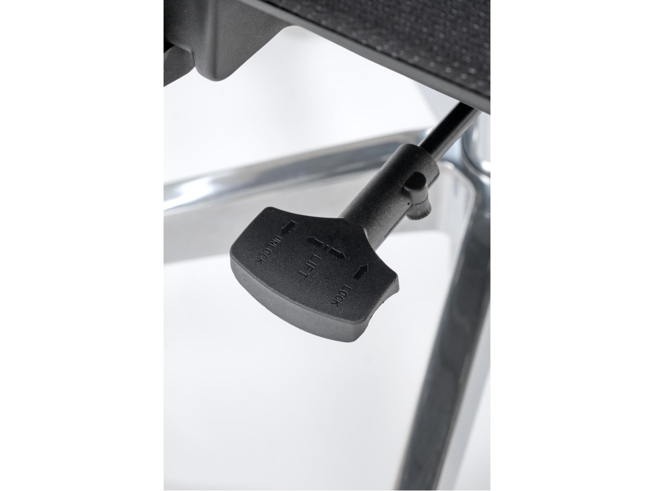 Ergonominė darbo kėdė MARCUS 11