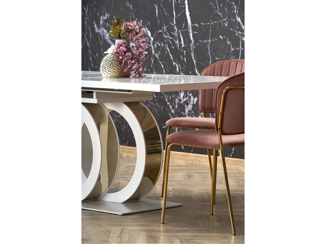 Išskleidžiamas stalas GALARDO 4 Išskleidžiamas stalas GALARDO 4