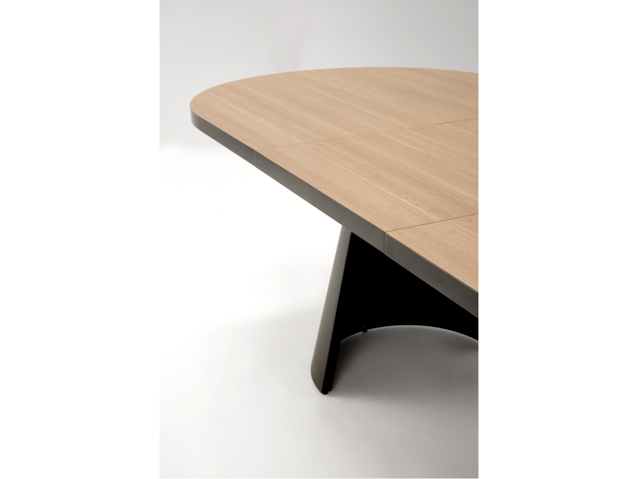 Išskleidžiamas stalas GIACOMO 14 Išskleidžiamas stalas GIACOMO 14