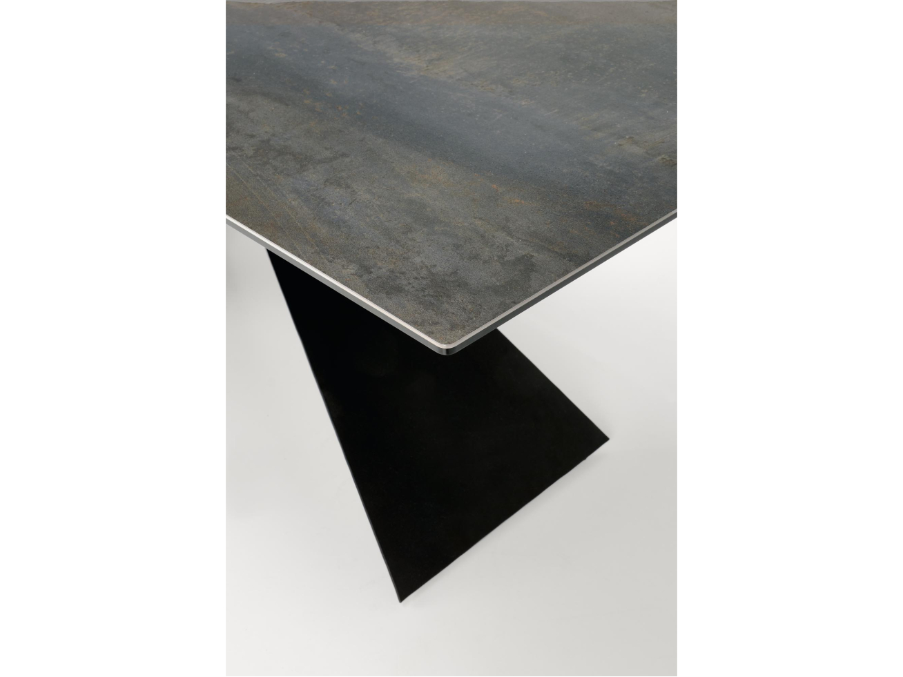 Išskleidžiamas stalas LUCIANO 16