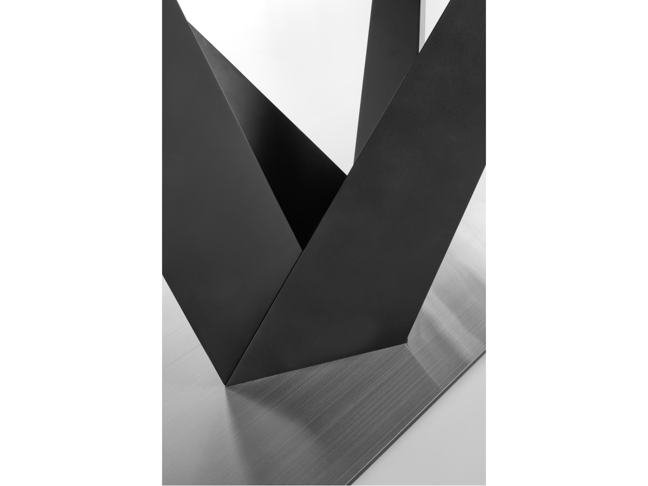 Išskleidžiamas stalas PATRIZIO 16 Išskleidžiamas stalas PATRIZIO 16