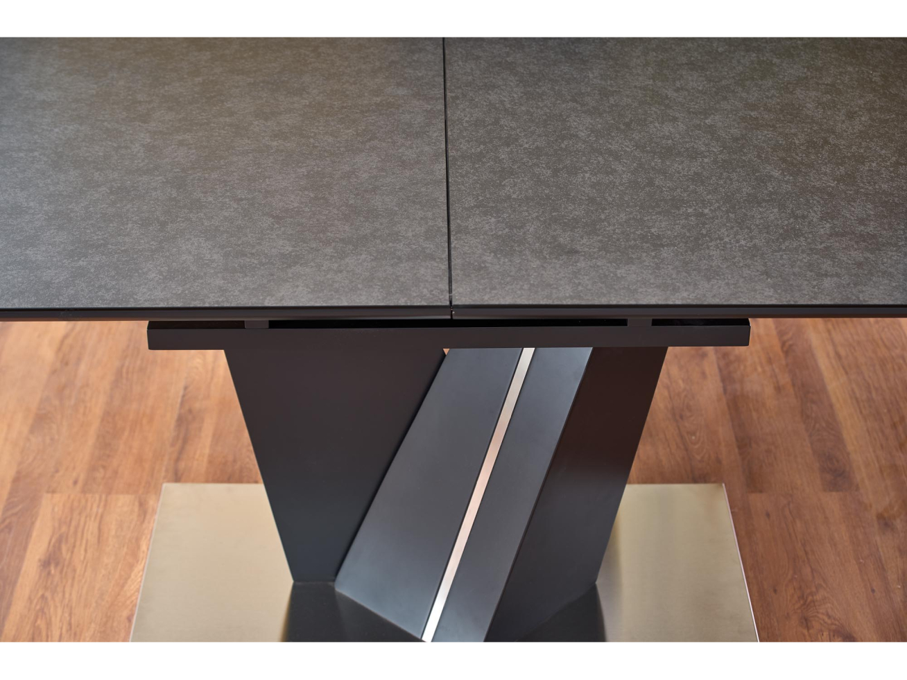 Išskleidžiamas stalas SALVADOR 10