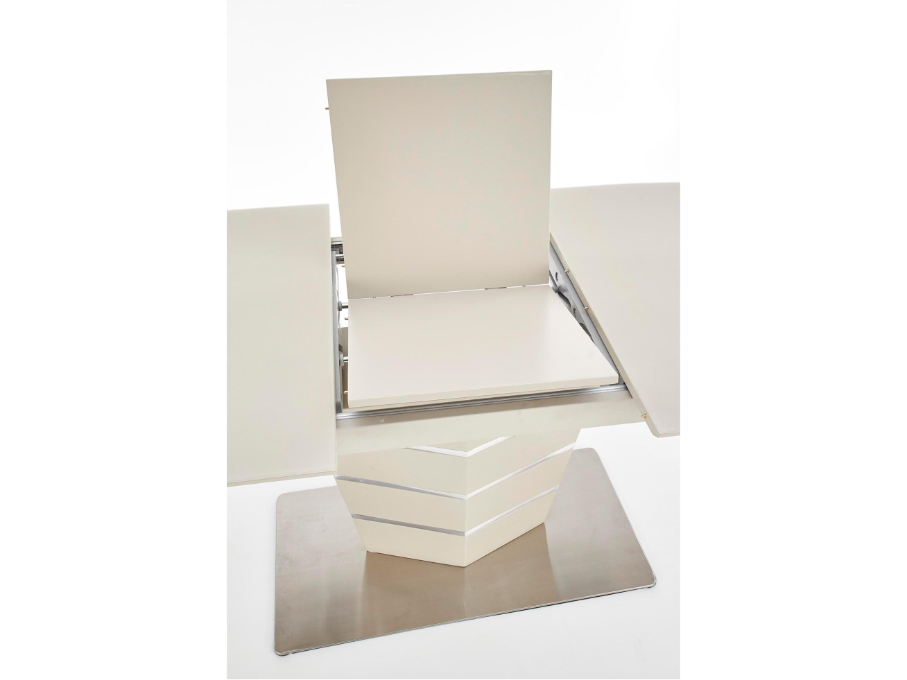 Išskleidžiamas stalas SORENTO 9