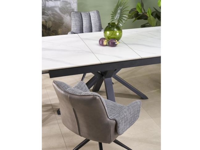 Išskleidžiamas stalas PLATAN 4 Išskleidžiamas stalas PLATAN 4