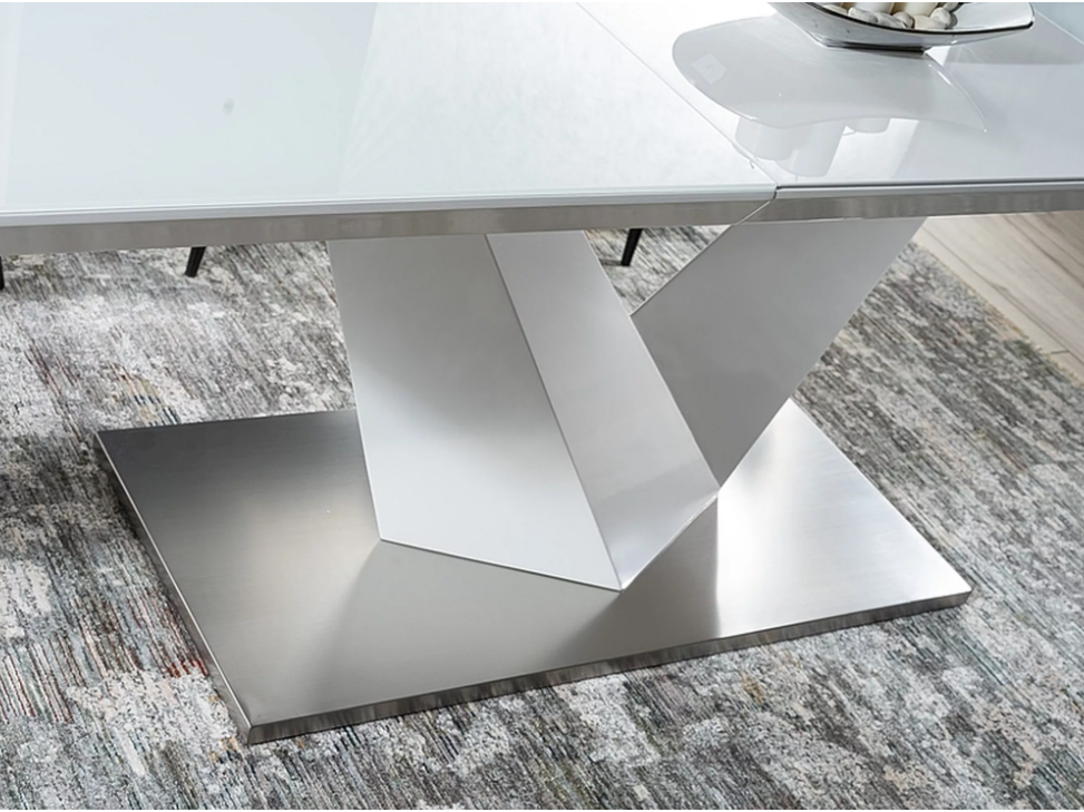 Išskleidžiamas stalas ALARAS III 7