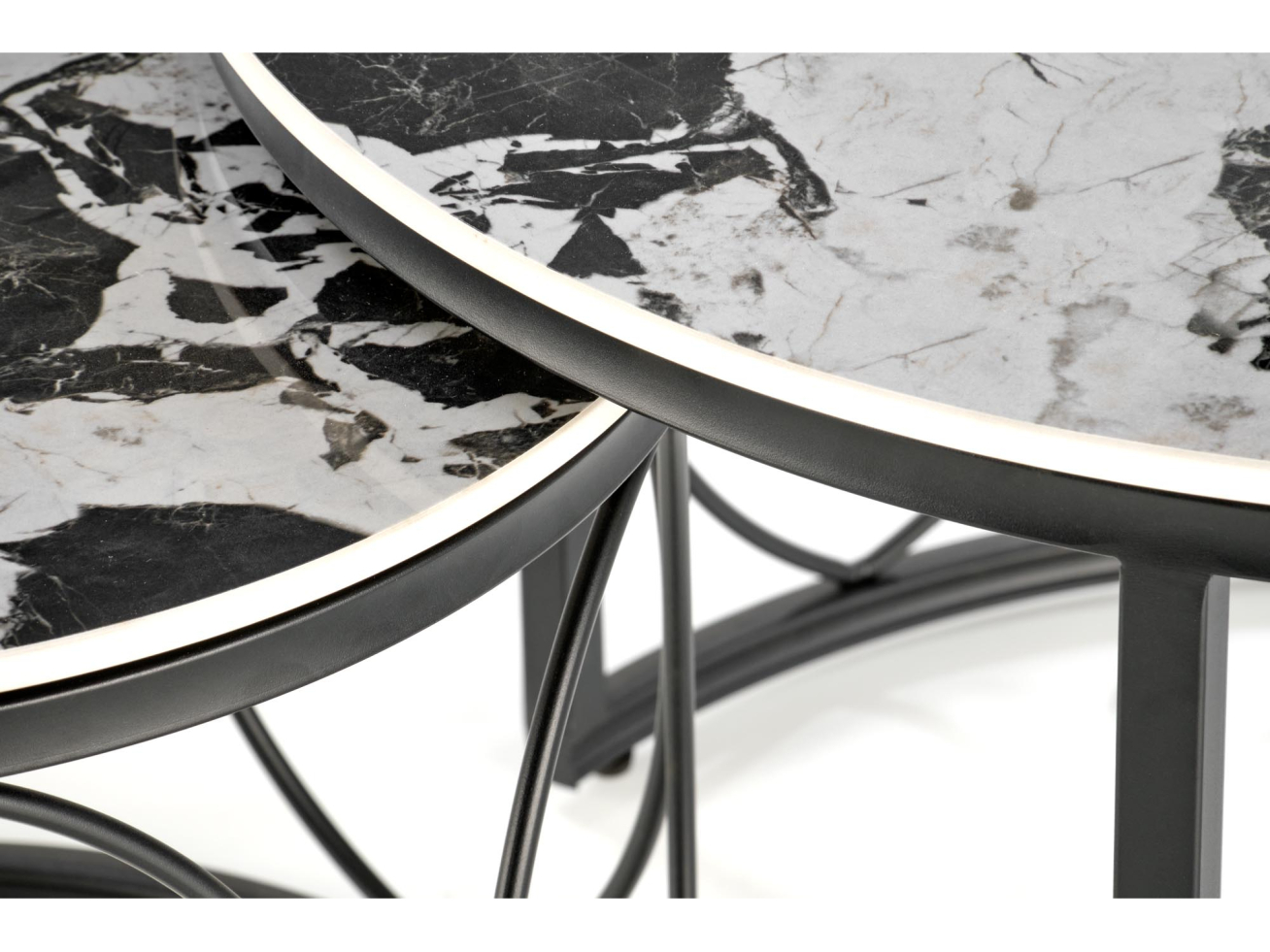 Kavos staliukų rinkinys ALEXANDRA 9 Kavos staliukų rinkinys ALEXANDRA 9