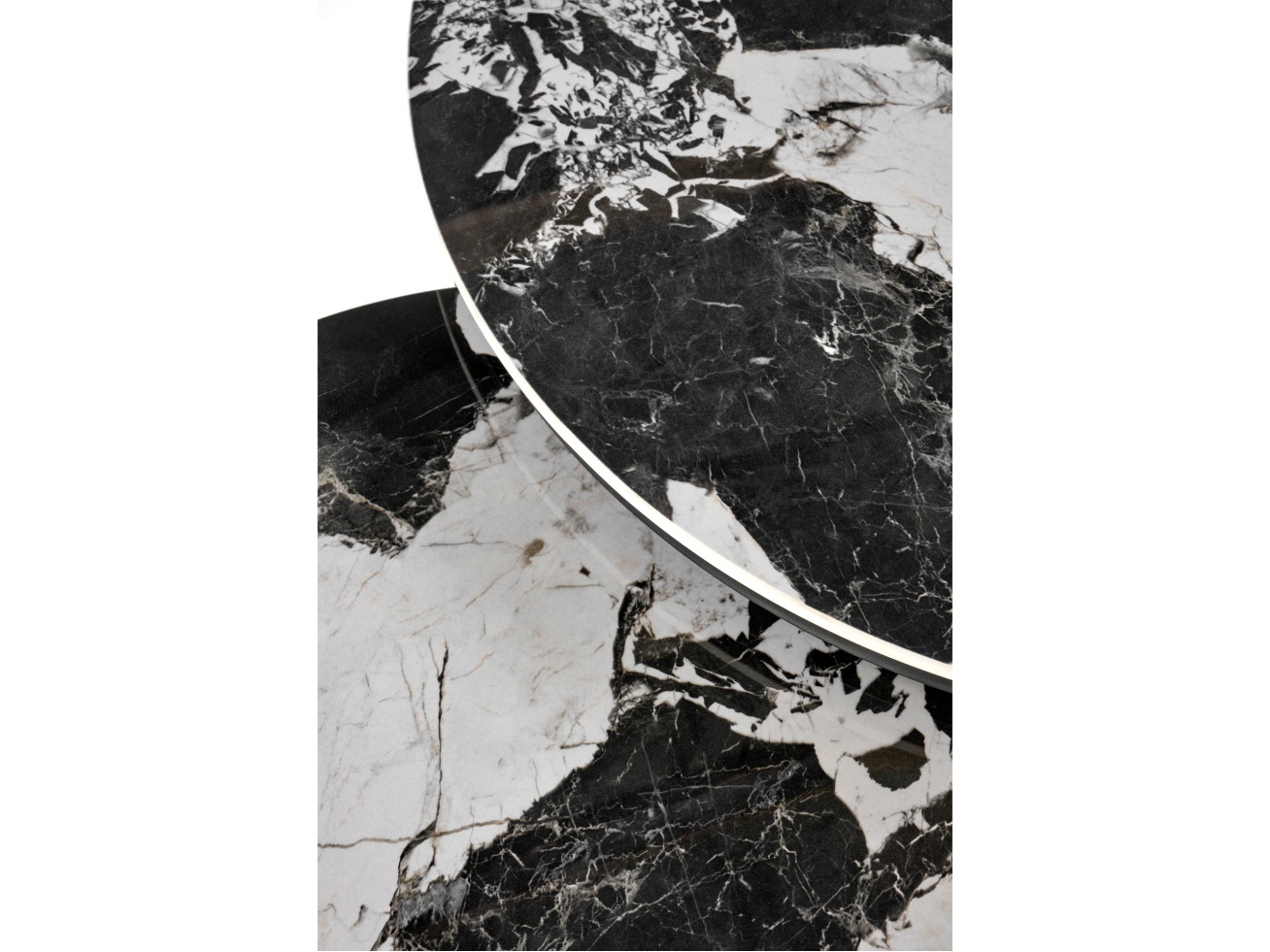 Kavos staliukų rinkinys ALEXANDRA 8