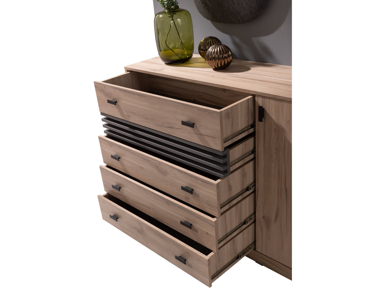 Komoda AL17 3 Komoda AL17 3