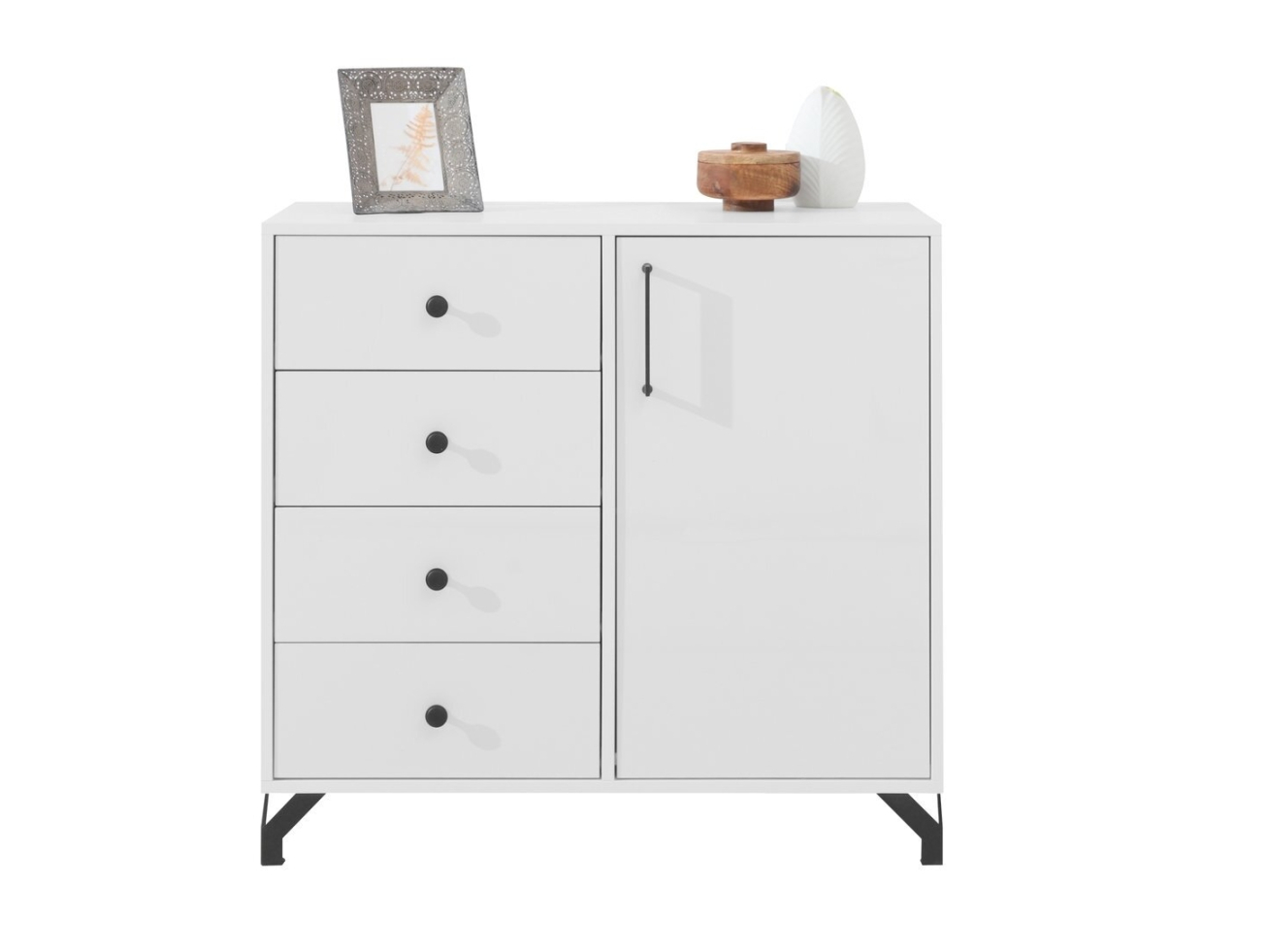 Komoda BE7 Komoda BE7