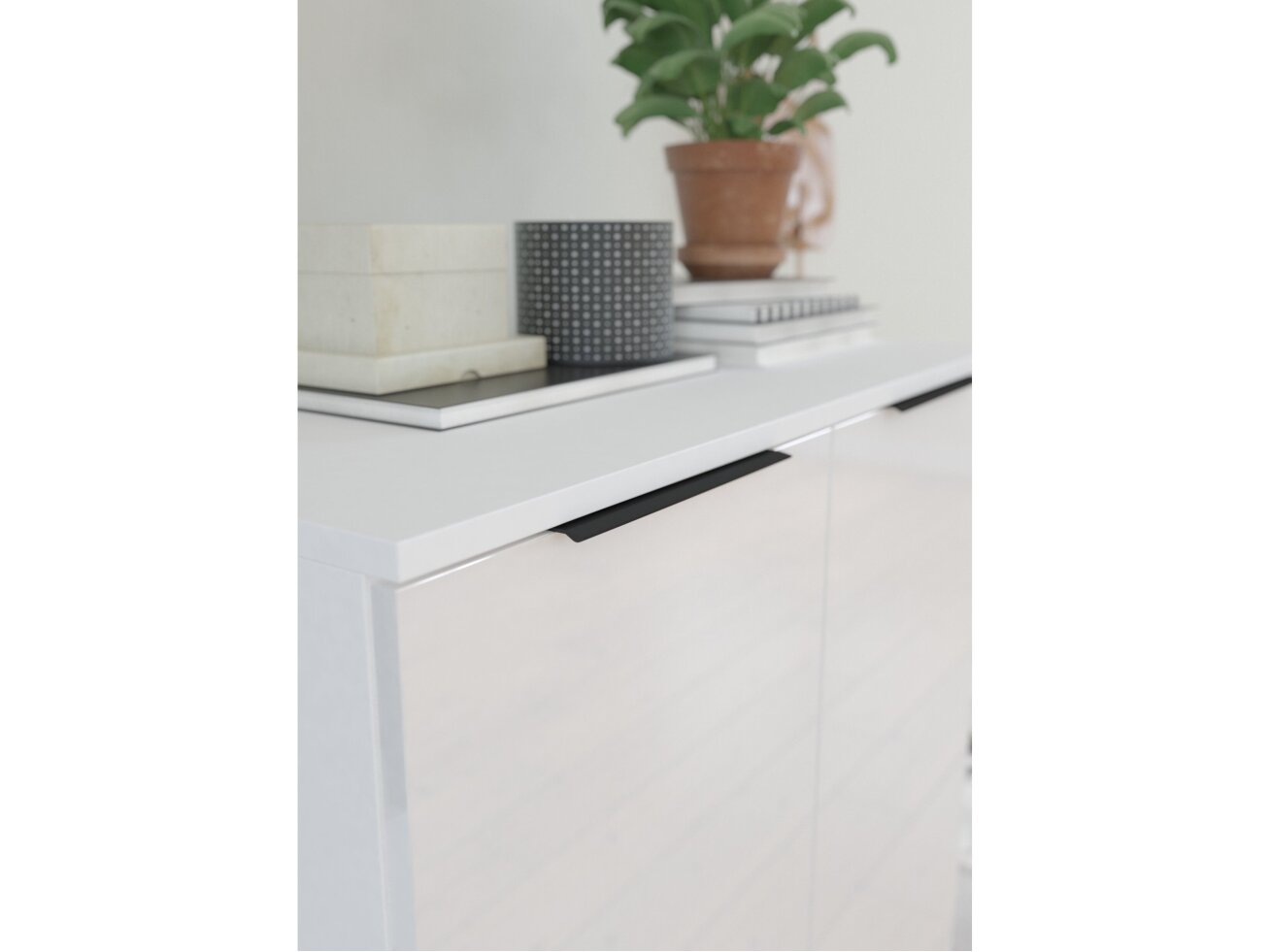 Komoda SVN-01 5 Komoda SVN-01 5