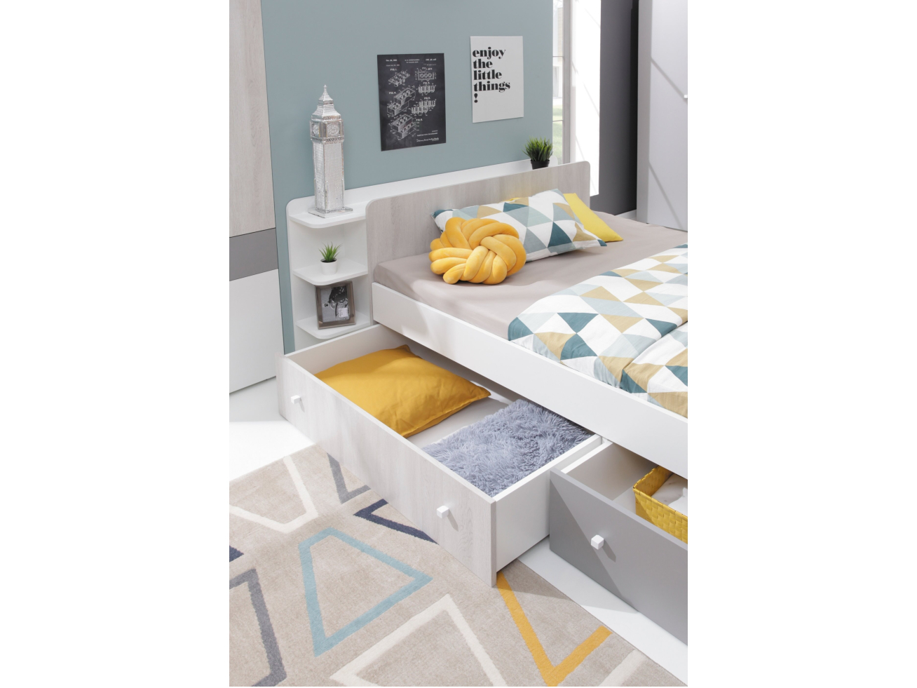 Jaunuolio lova su stalčiais CM12 3