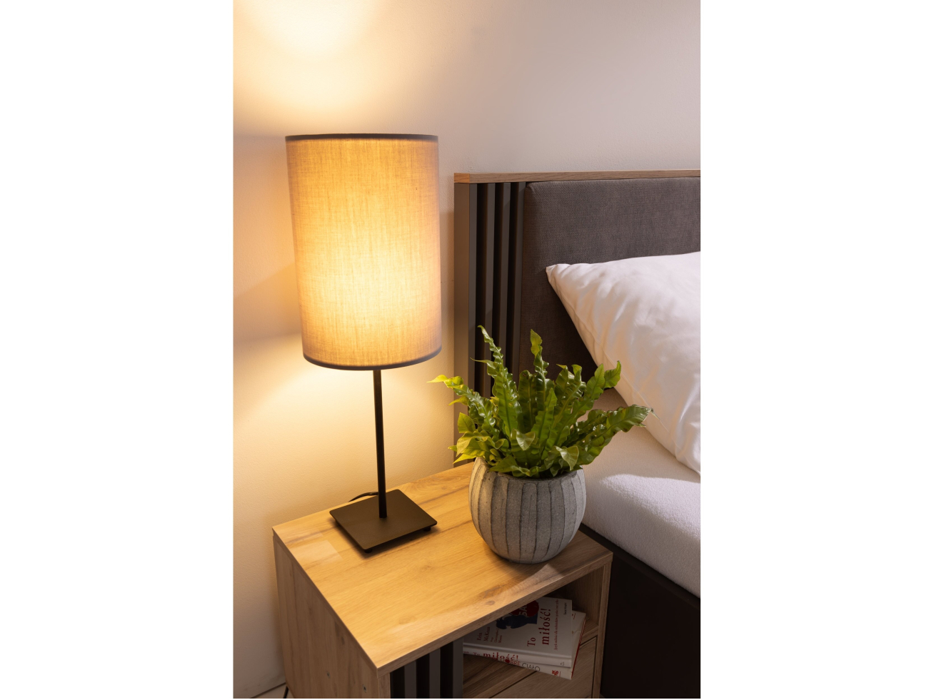 Naktinis staliukas AL20 7