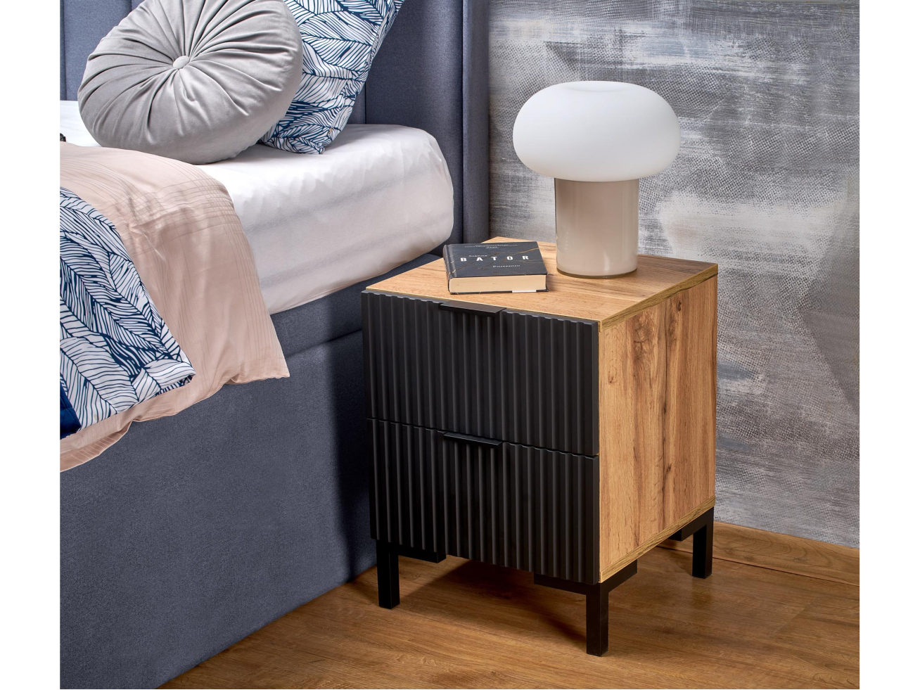 Naktinis staliukas NELA 9