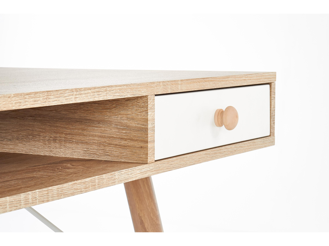 Rašomasis stalas B-34 3 Rašomasis stalas B-34 3