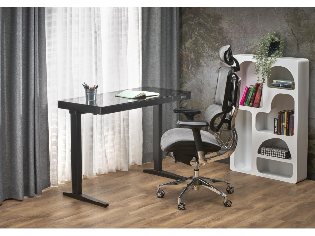 Reguliuojamo aukščio stalas B-52 9 Reguliuojamo aukščio stalas B-52 9