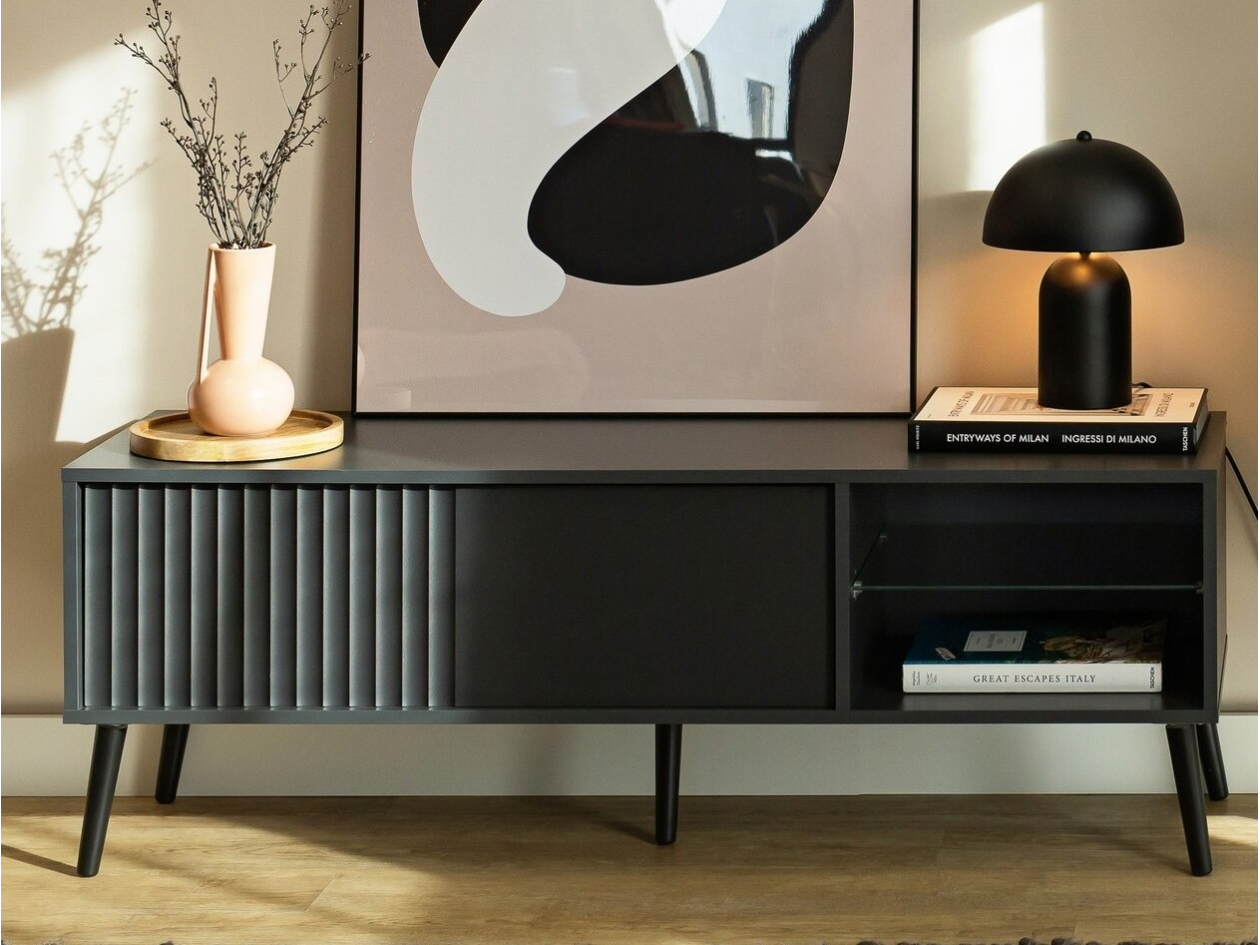 TV staliukas BARCELONA 1K 6