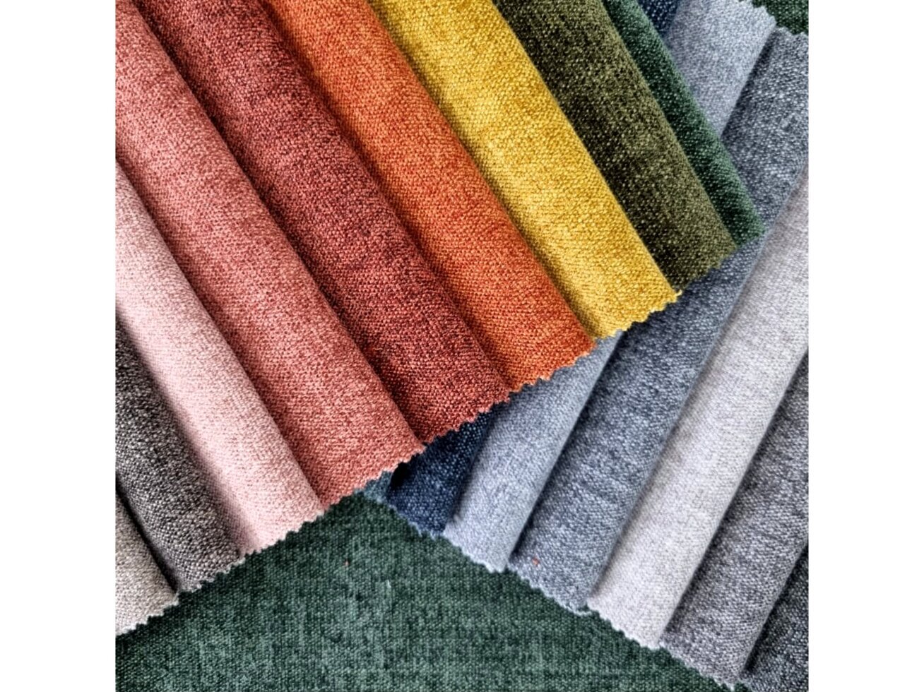 Minkštas kampas LOTUS U 16 Minkštas kampas LOTUS U 16