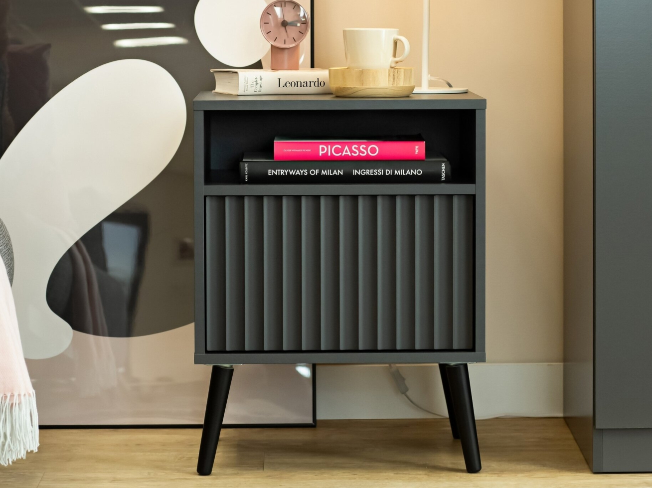 Naktinis staliukas BARCELONA 1S 4