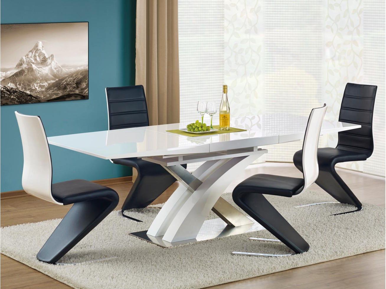 Išskleidžiamas stalas SANDOR LAK Išskleidžiamas stalas SANDOR LAK