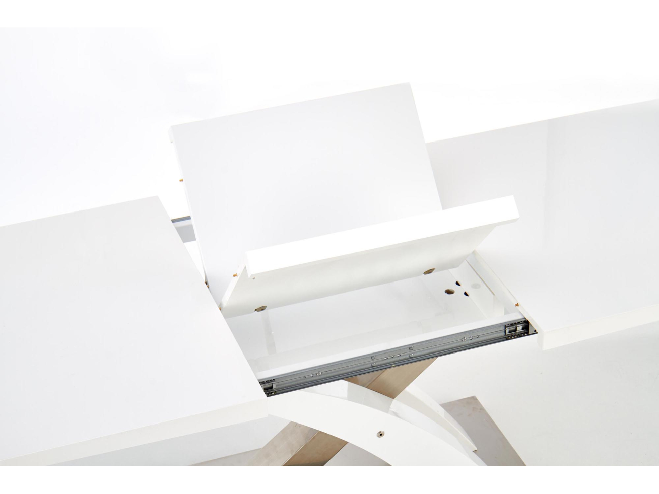 Išskleidžiamas stalas SANDOR LAK 4 Išskleidžiamas stalas SANDOR LAK 4