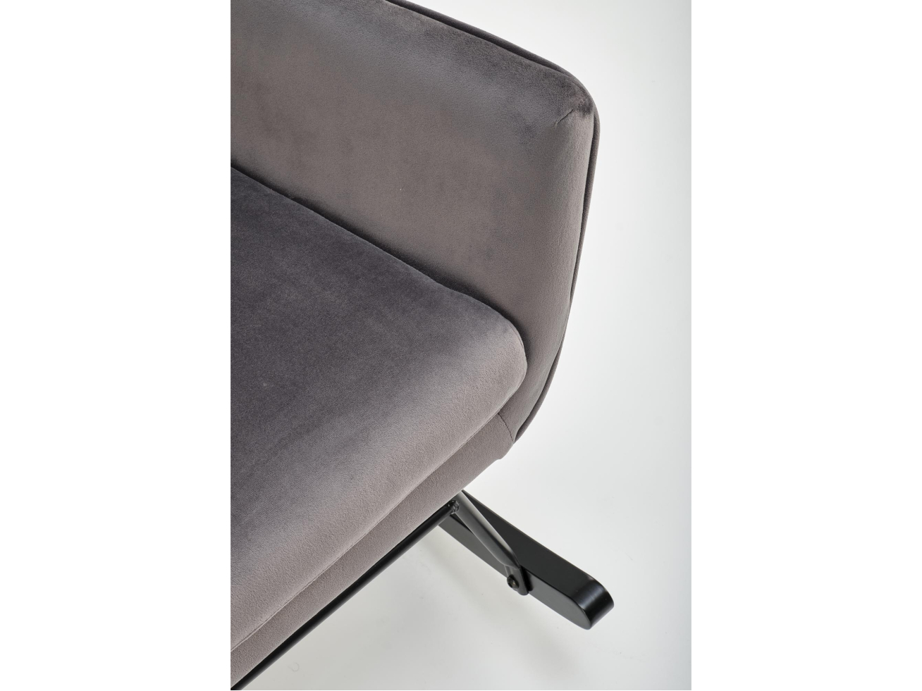 Supamas krėslas BAZALTO 14