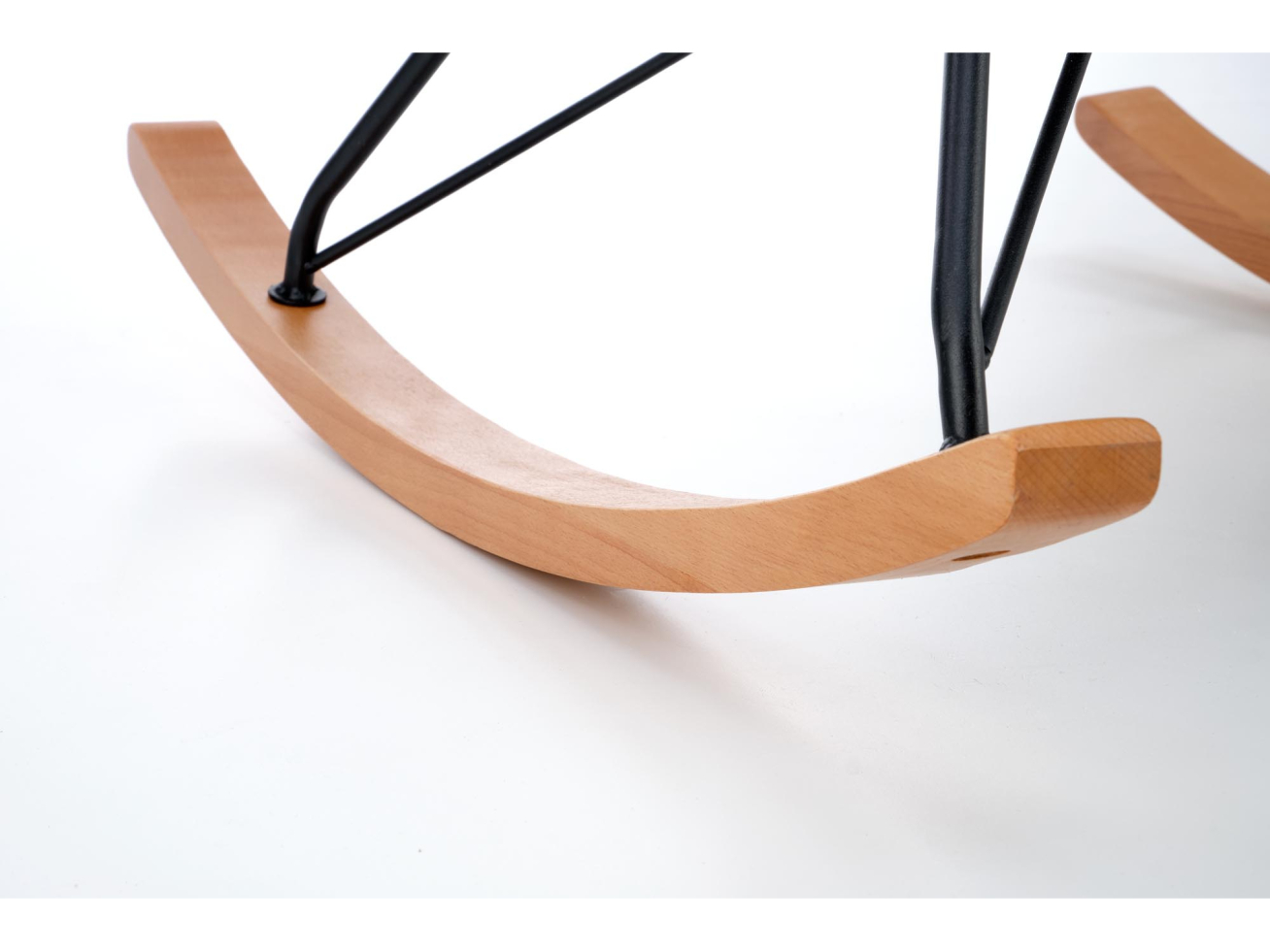 Supamas krėslas LIBERTO 2 8 Supamas krėslas LIBERTO 2 8