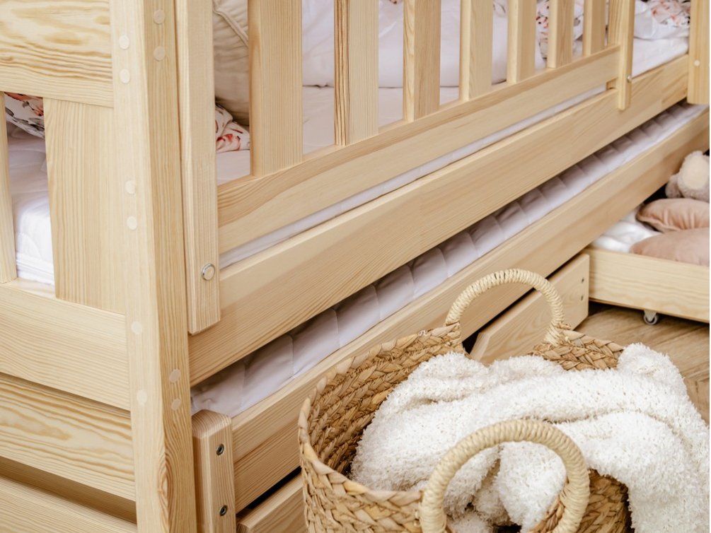 Trivietė vaikiška lova su stalčiais BLANKA 90x200 9