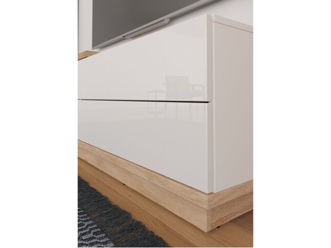 TV Staliukas HYB-20 2