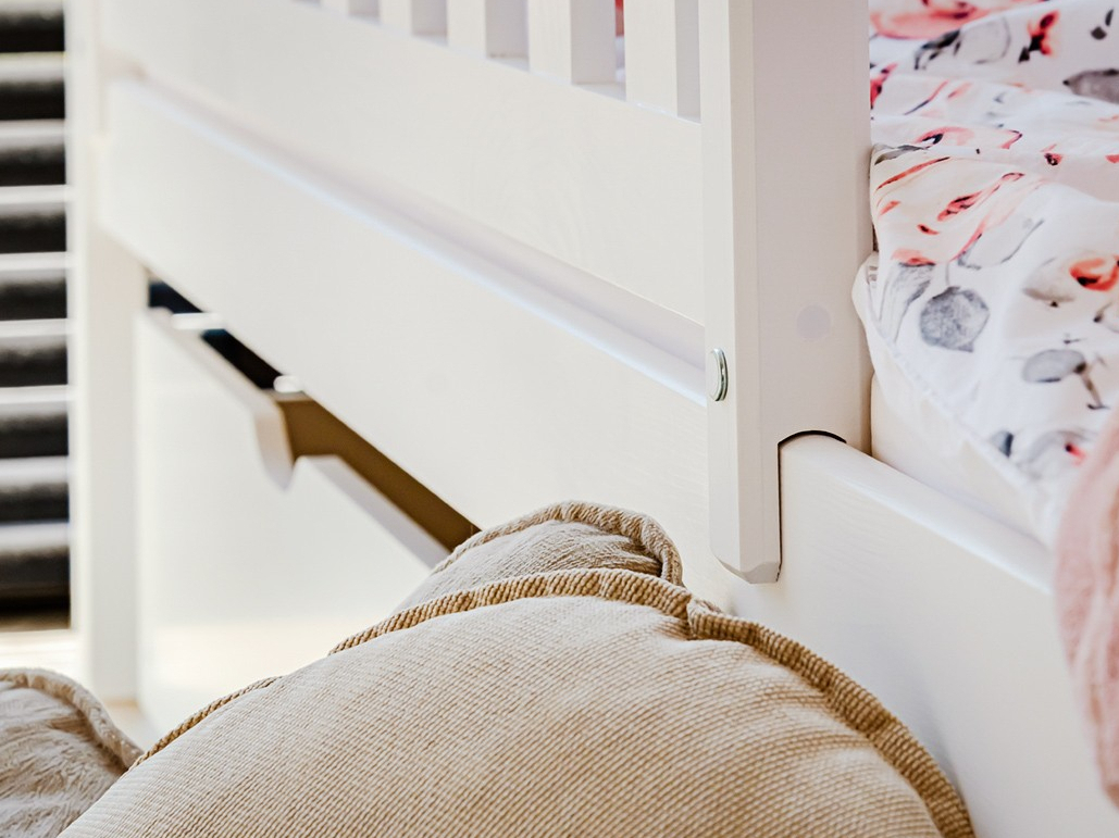 Vaikiška lova su stalčiais GUCIO 80x200 12 Vaikiška lova su stalčiais GUCIO 80x200 12