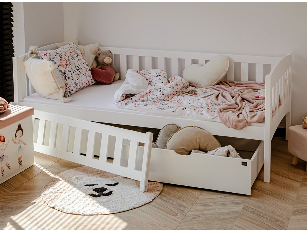 Vaikiška lova su stalčiais GUCIO 80x160 13 Vaikiška lova su stalčiais GUCIO 80x160 13