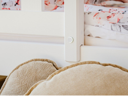 Vaikiška lova su stalčiais GUCIO 90x200