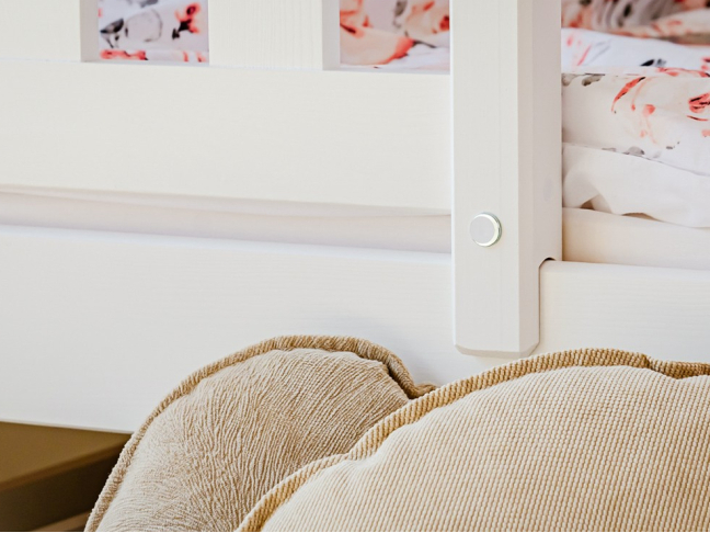 Vaikiška lova su stalčiais GUCIO 80x180 10 Vaikiška lova su stalčiais GUCIO 80x180 10