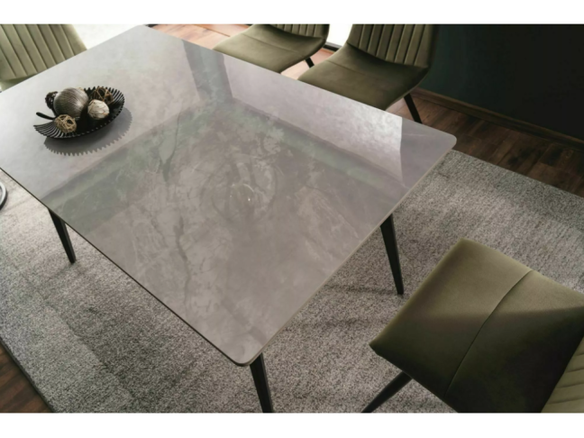 Valgomojo stalas IVY 4