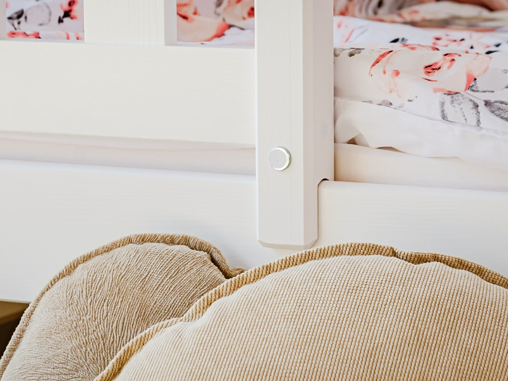 Vaikiška lova su stalčiais GUCIO 90x200 11 Vaikiška lova su stalčiais GUCIO 90x200 11